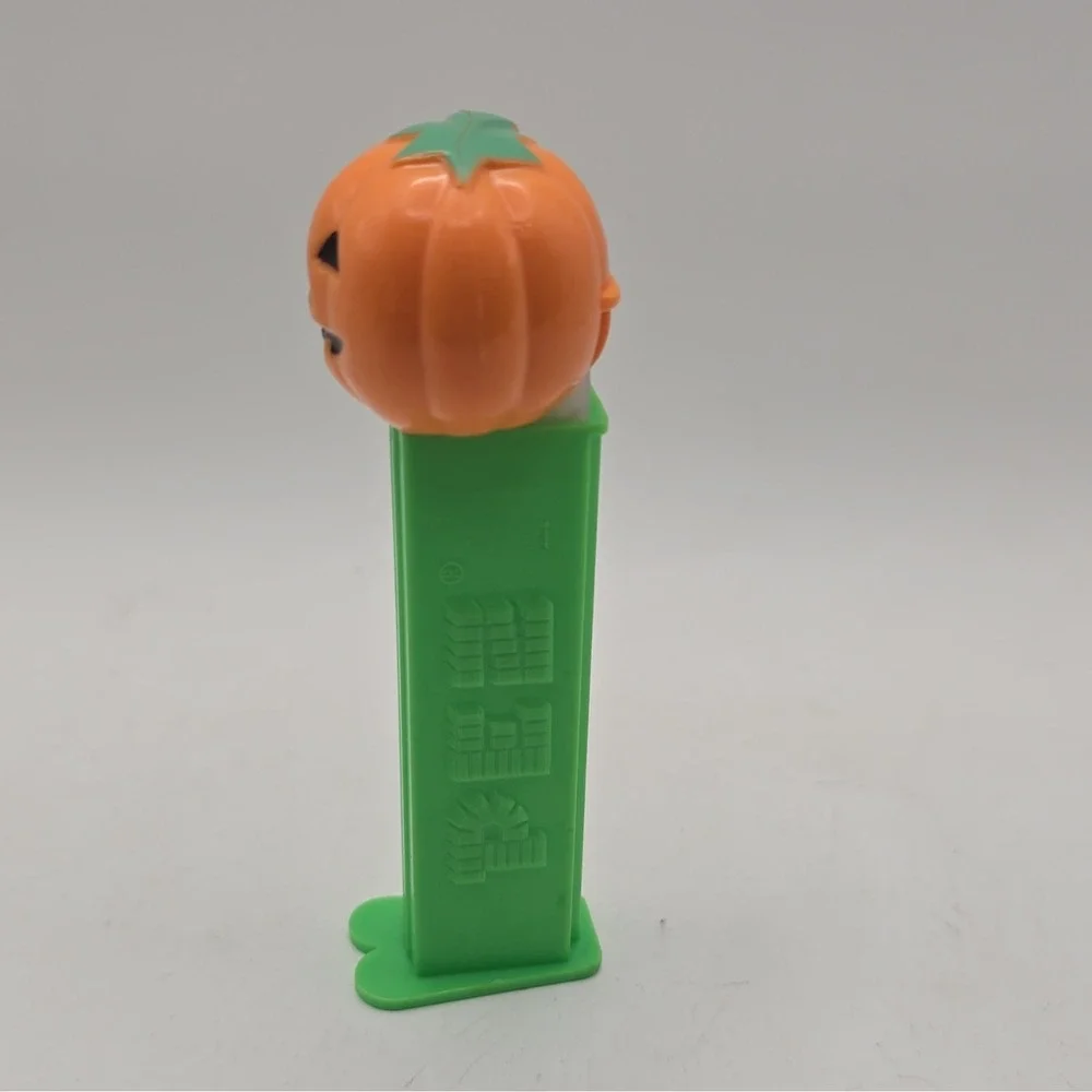 N/A pez halloween